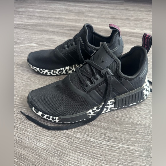 Adidas Women’s Black & leopard print Sneakers - Picture 3 of 5